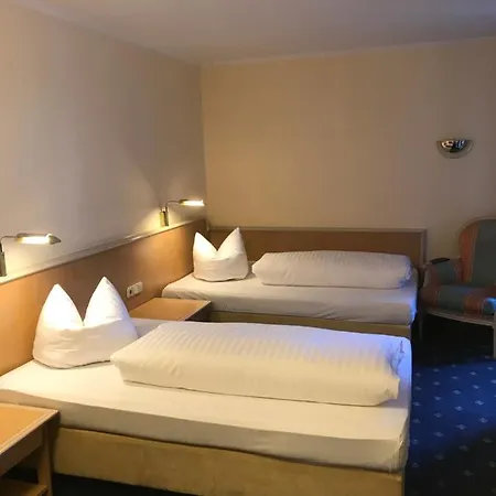 Ambiente Garni 3* Munich
