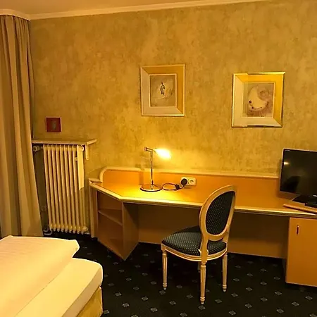 Ξενοδοχείο Ambiente Garni 3*