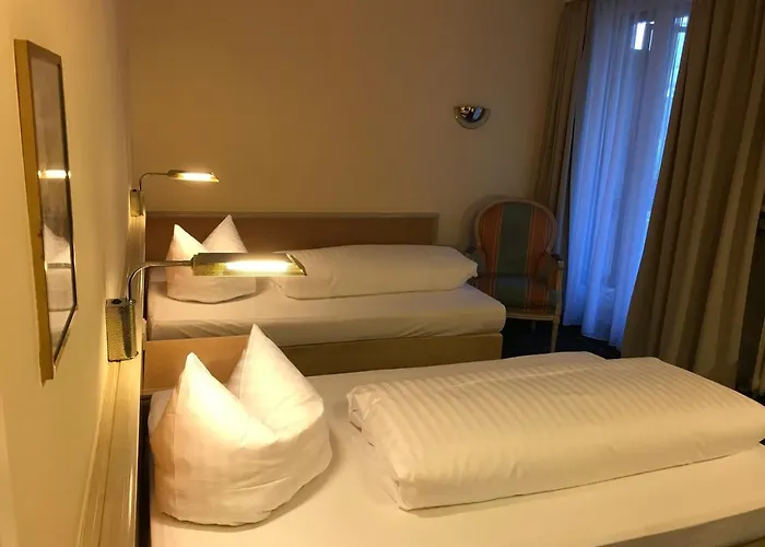 安比恩特甘尼酒店