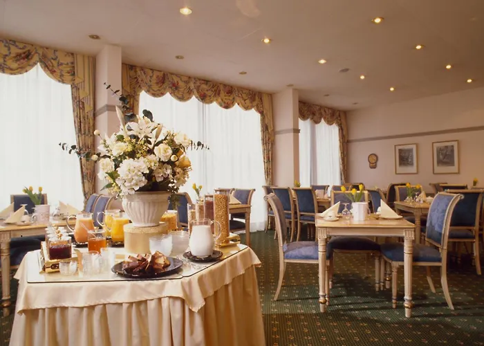 酒店 安比恩特甘尼酒店 3*