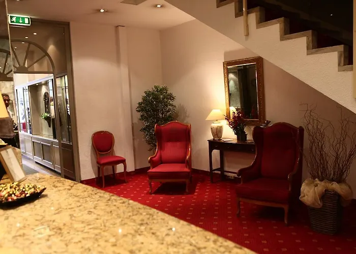 安比恩特甘尼酒店