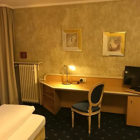 Ambiente Garni Hotel Munich